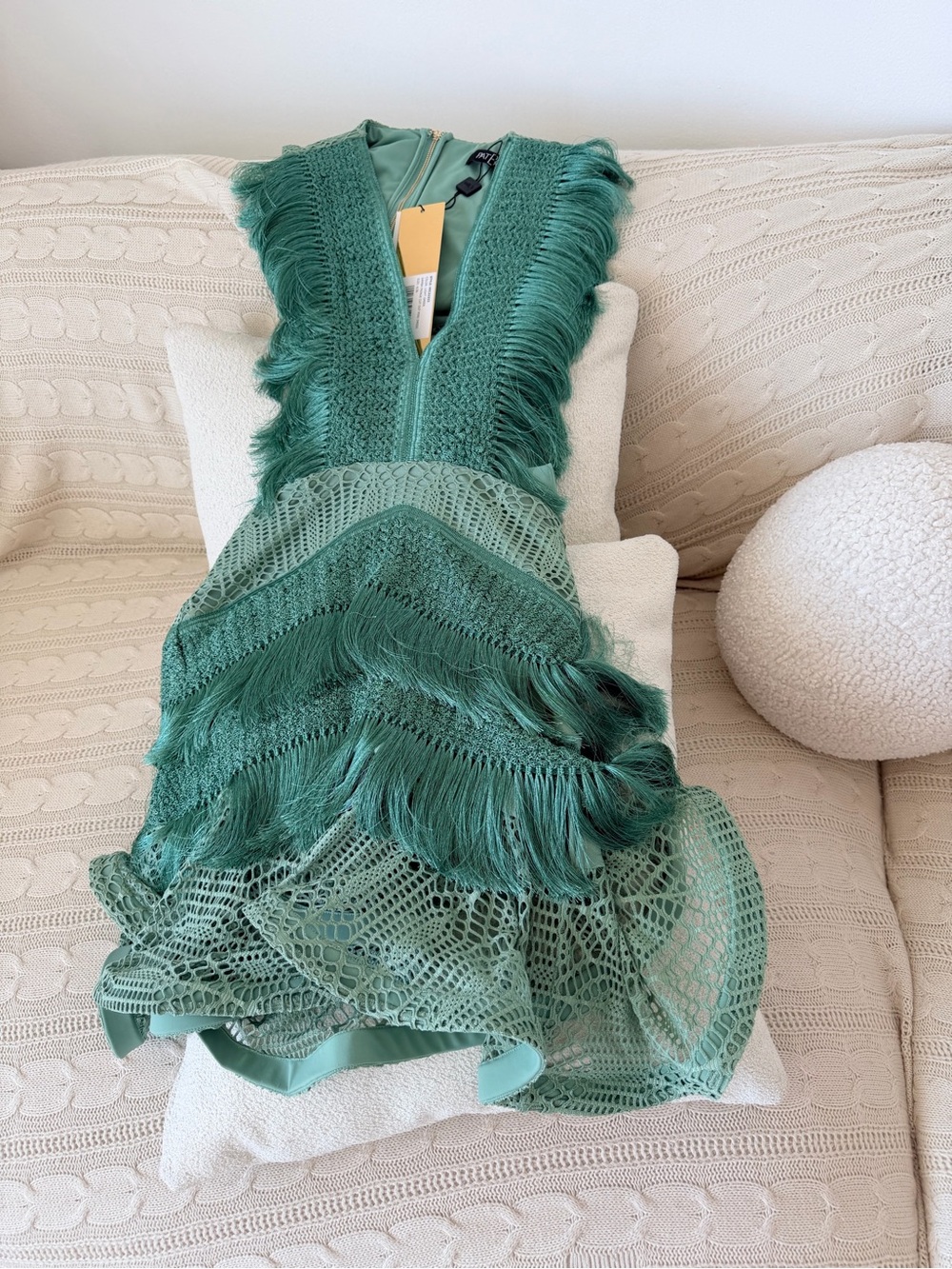 PATBO Samba Fringe Cut Out Mini Dress in Light Green. NWT. Size small 4/36 - Picture 4 of 10